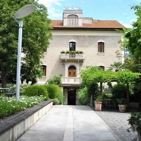 Deco Hotel-2
